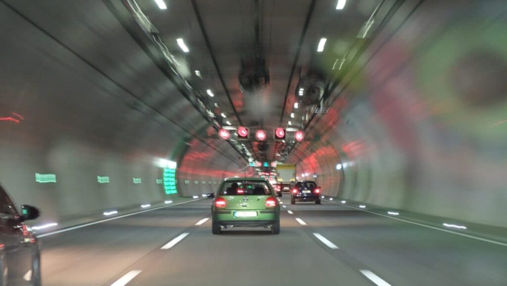 Accidente en un túnel: ¿Sabrías cómo actuar?