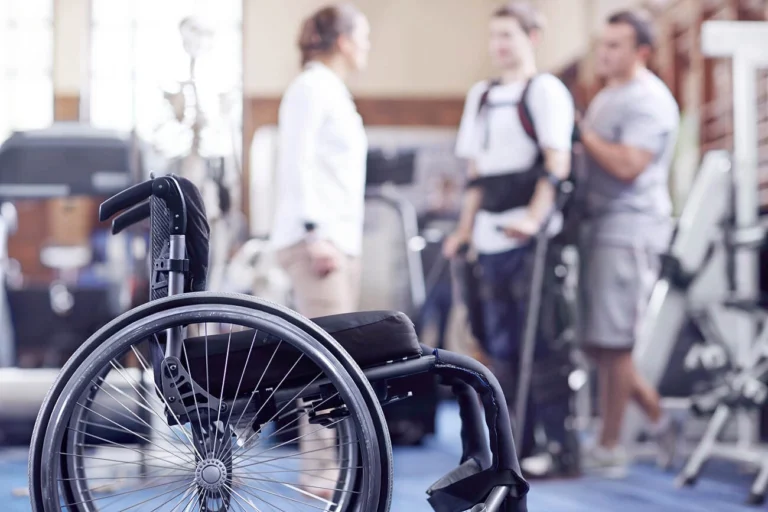 Accidente con lesiones graves: qué puede hacer la familia mientras la víctima permanece hospitalizada